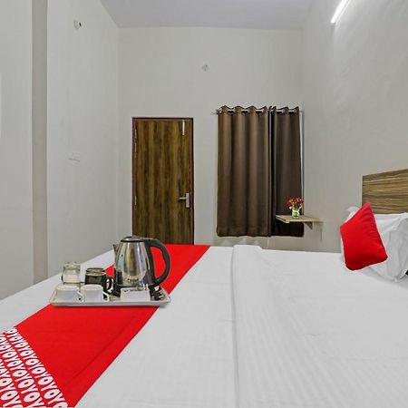 Flagship Jn Rooms And Banquet Gonda Экстерьер фото